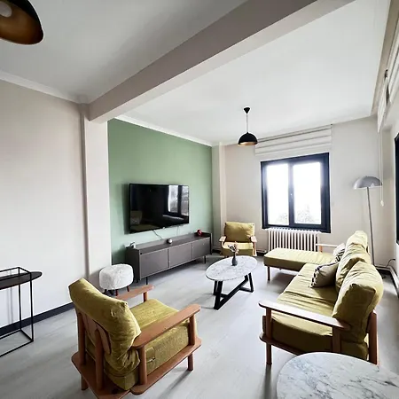 Luxurious With Sea View In Karakoey 4br, 2ba Apartamento