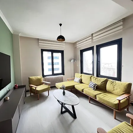 Luxurious With Sea View In Karakoey 4br, 2ba * Estambul