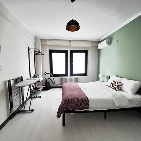 Apartment Luxurious With Sea View In Karakoey 4br, 2ba Istanbul