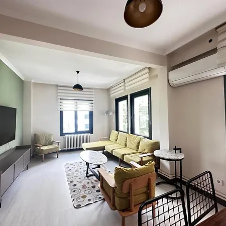 Wonder Karakoey 4- Ultra Luxury , 4br, 2ba Sea View Apartment Istanbul